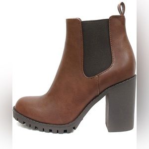 Soda Glove Ankle Boot - Chunky Heel